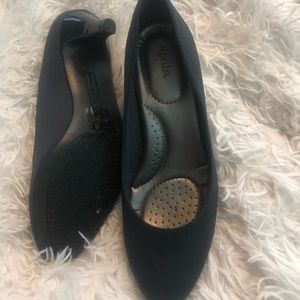 Women’s dress shoes